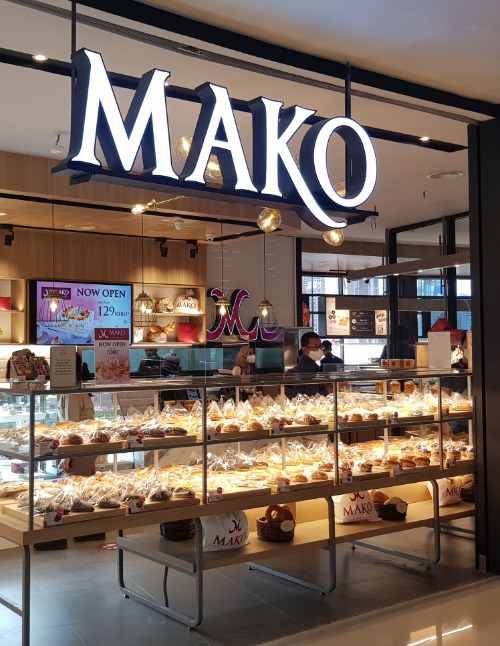 History 4 - MAKO Cake and Bakery